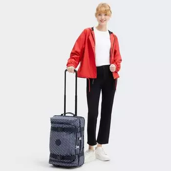 Маленькая дорожная сумка Kipling Aviana с принтом на колесиках