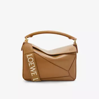 Маленькая кожаная сумка через плечо Puzzle Loewe, цвет oak