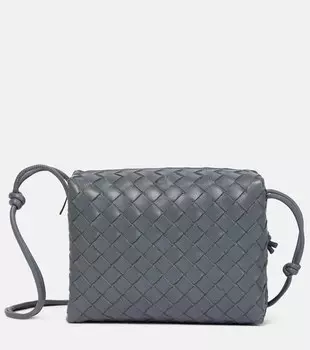 Маленькая кожаная сумка через плечо с петлей Bottega Veneta, серый