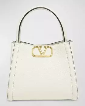Маленькая кожаная сумка с верхней ручкой Alltime VLOGO Valentino Garavani, цвет Ivory Multicolor Beige