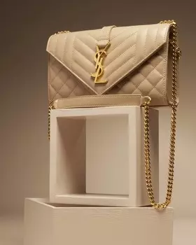 Маленькая кожаная сумка-сэтчел YSL с монограммой Saint Laurent