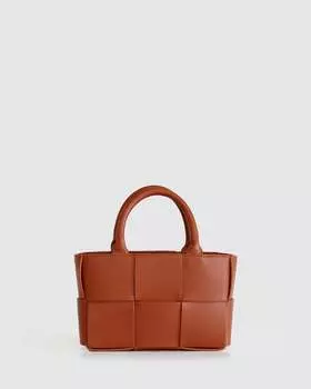 Маленькая плетеная сумка через плечо Love Belle&Bloom, коричневый