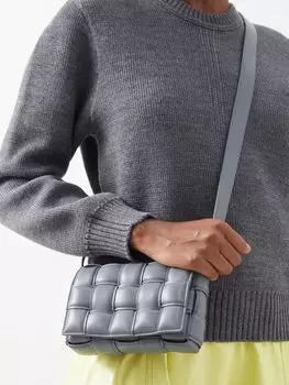 Маленькая сумка через плечо cassette из кожи intrecciato Bottega Veneta, серый