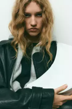 Маленькая сумка через плечо H&M, белый