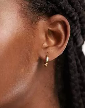 Маленькие серьги-кольца ASOS DESIGN из золотистой водостойкой нержавеющей стали