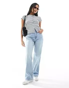 Маленькие широкие джинсы с отворотом, светло-голубого цвета Stradivarius