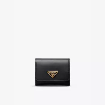 Маленький кожаный кошелек с логотипом-пластикой Prada, черный