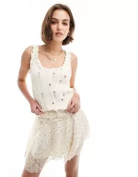 Манго – белая футболка с декоративными отверстиями Mango