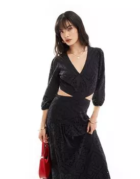 Mango — Черное платье миди с вырезом и деталями, связанными крючком