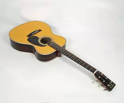 Martin Brooke Ligertwood Signature 000-28 2022 - Present Natural @ LA Guitar Sales