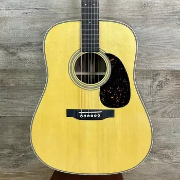 Martin Custom Shop Dread Adirondack/WEIR Natural с футляром Custom Shop Dread Adirondack/WEIR w/case