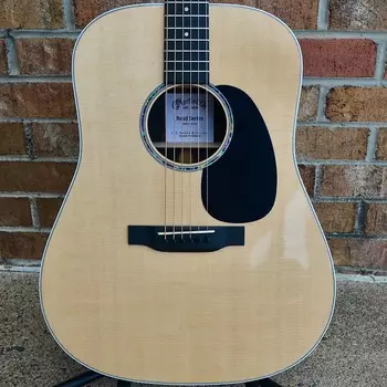 Мартин D13E-01 Martin