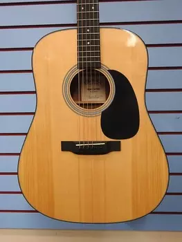 Гитара Martin D-с сумкой