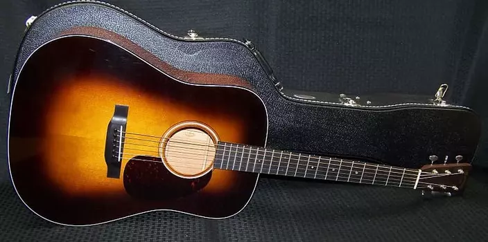 Martin D-18 w/fishman & hsc 2019 - Burst Martin D-18 w/fishman & hsc