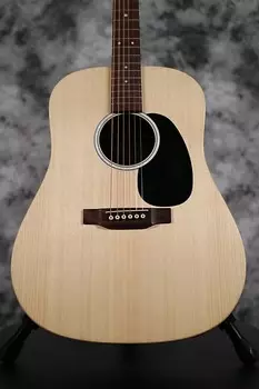 Martin - D-X2E-02 Sitka/HPL Красное дерево