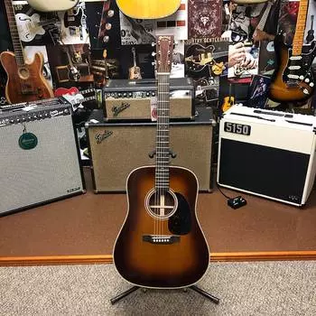 Martin HD-28 - Ambertone Brand New Standard Series HD-28