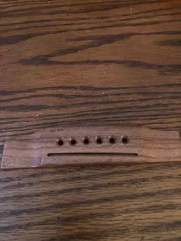 Мартин Левша акустическая гитара бридж 2020-х годов Rosewood Martin Left handed acoustic guitar bridge
