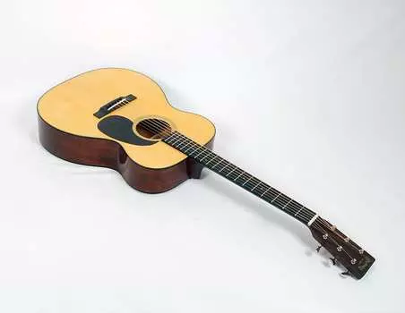 Martin Standard Series 000-18 Natural #77113 @ Продажа гитар в Лос-Анджелесе