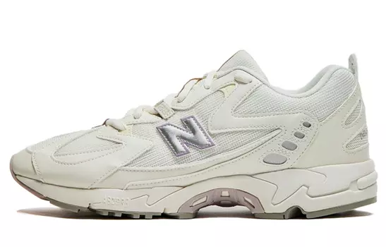 Массивные кроссовки New Balance NB 828 унисекс