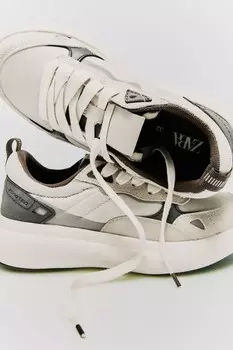 Массивные кроссовки ZARA, серый