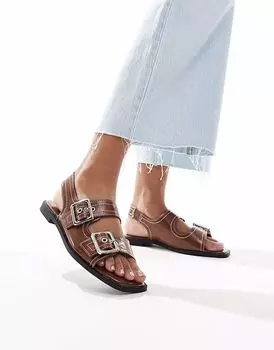 Массивные лакированные босоножки New Look с открытой пяткой и контрастной строчкой коричневого цвета