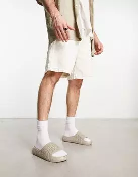 Массивные шлепанцы с текстурой камня ASOS DESIGN