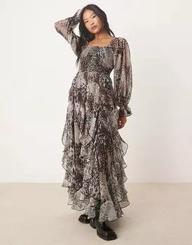 Макси-платье с оборками по подолу и анималистичным принтом Miss Selfridge