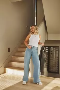 Мечтательный танк Levi'S, белый