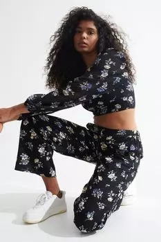 Мешковатые брюки H&amp;M, черный/маленькие цветы