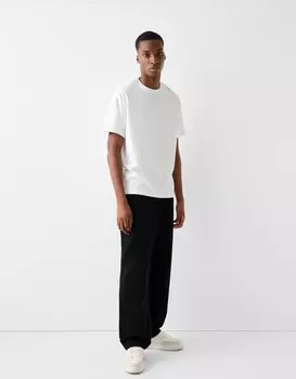 Мешковатые джинсы Bershka, черный