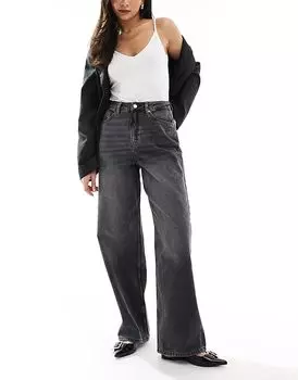 Мешковатые джинсы с карманом-бантом из флока черного цвета Miss Selfridge