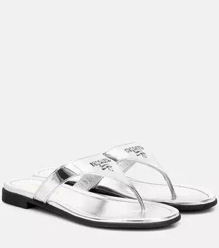 Металлизированные кожаные сандалии Prada, Argento