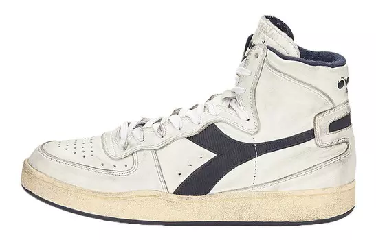Mi Basket использовала «Белые желейные бобы» Diadora
