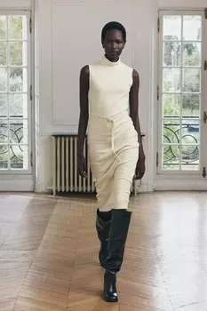 Миди платье с поясом ZARA, экрю