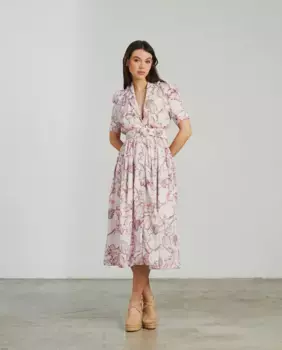 Миди-платье с вышивкой, поясом и V-образным застегивающимся вырезом Alma en Pena, розовый