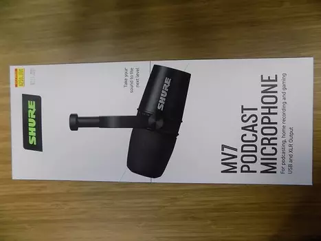 Микрофон для подкастов Shure MV7