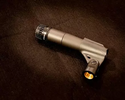 Микрофон Shure SM57 Cardioid Dynamic Microphone