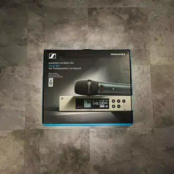 Микрофонная система Sennheiser EW 100 G4-835-S Wireless Handheld Microphone System Band A1