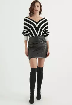 Мини-Юбка с запахом из искусственной кожи Bonema, черный