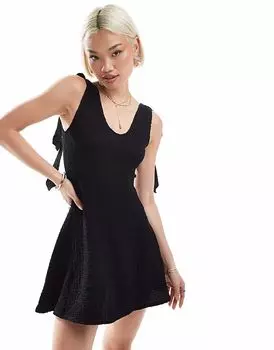 Мини-платье ASOS DESIGN с фактурным кроем и завязками на рукавах черного цвета
