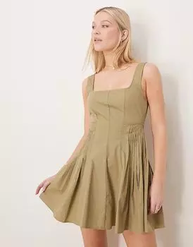 Мини-платье ASOS DESIGN с круглым вырезом и складками на талии в темно-сером цвете