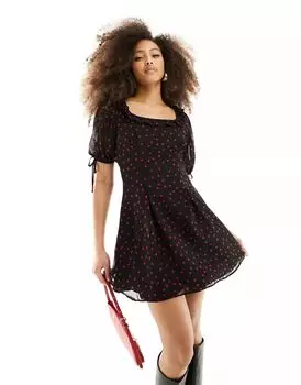 Мини-платье ASOS с принтом в виде сердечек и рюшами