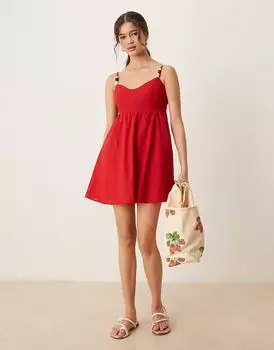 Мини-платье-бэбидолл от Abercrombie & Fitch на тонких бретельках с вырезом в форме сердца красного цвета