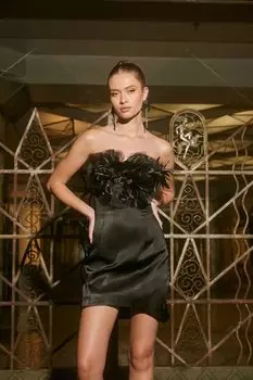 Мини-платье без рукавов с цветочным принтом и перьями Forever 21, черный