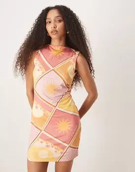 Мини-платье без рукавов с открытой спиной ASOS DESIGN в розовом лоскутном стиле