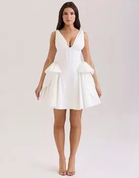 Мини-платье House of CB Amalia с бантом из эластичного хлопка белого цвета