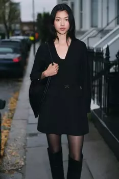 Мини-платье из крепа с поясом ZARA, черный