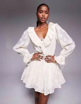 Мини-платье Love Triangle с оборками и кружевом, заниженная талия, винтажный кремовый цвет