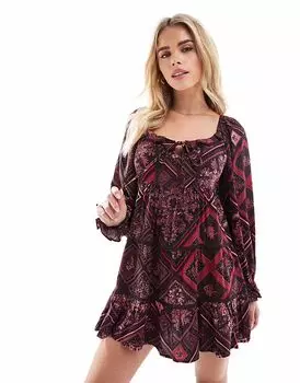 Мини-платье Miss Selfridge Petite с многоуровневым рисунком в виде цветочных пейсли