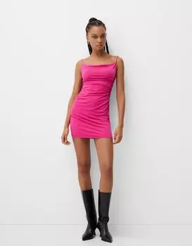 Мини-Платье на бретелях с драпированным вырезом Bershka, фуксия